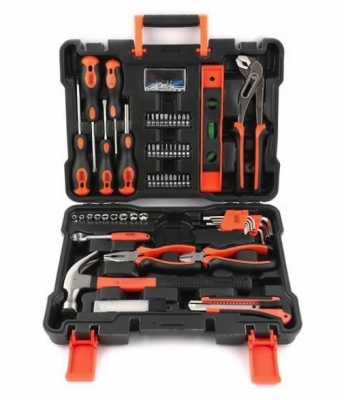 Juego De Herramienas Black And Decker 150 Pz (Dest. + Pinzas + Allen + Mart.)