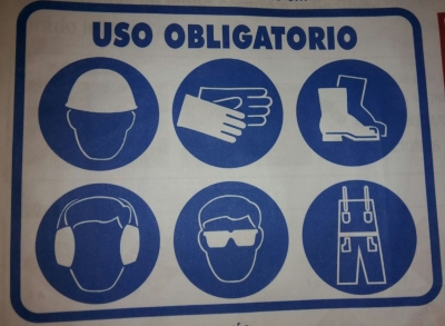 Cartel 600 X 400  Uso Obligatorio De Elementos De Seguridad